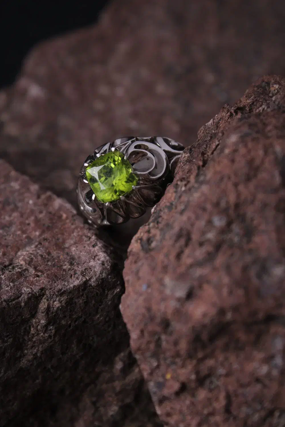 انگشتر زبرجد اصل،رکاب نقره ۴گرم، سایز ۶۰|جواهرات|تهران, حبیب الله|دیوار