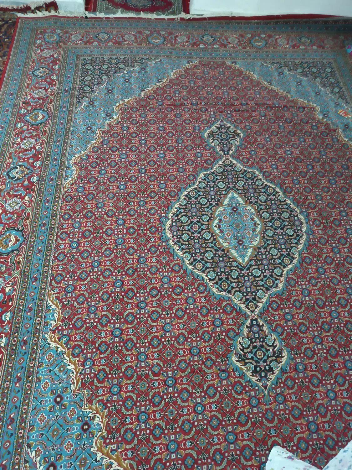 یک فرش 12متری کارکرده|فرش|فردیس, شهرک شهید حسینی|دیوار