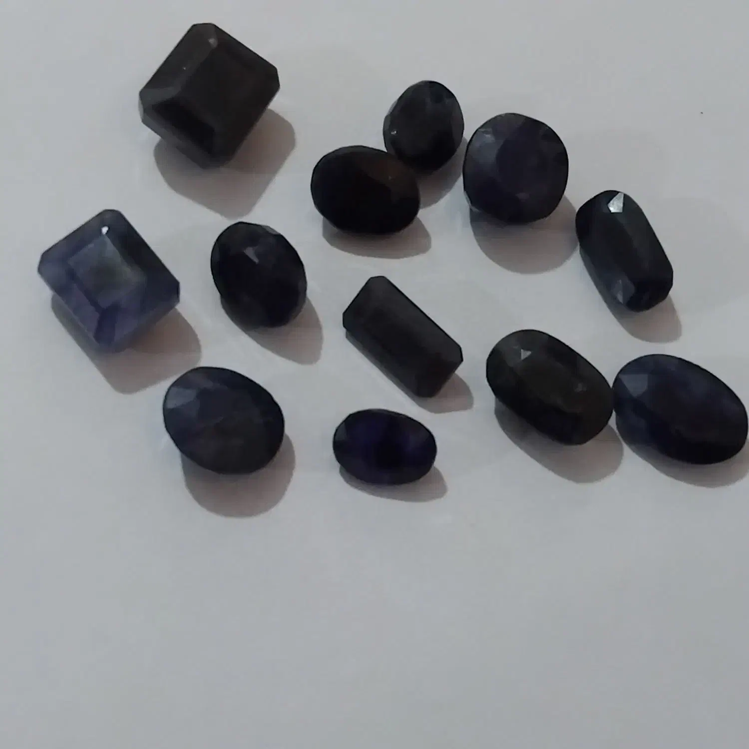 یاقوت طبیعی|جواهرات|نسیم‌شهر, |دیوار