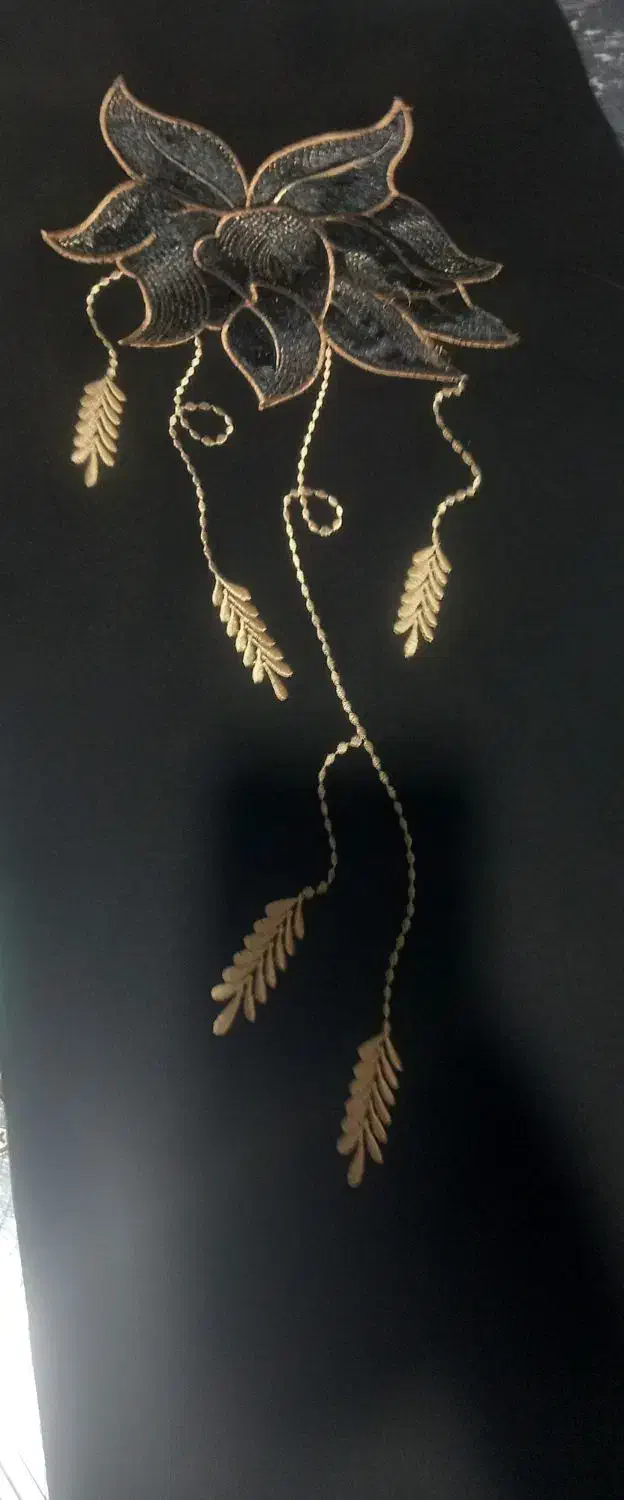 گلدوزی به صورت دستی و کامپیوتری|خدمات پیشه و مهارت|قرچک, شهرک صنعتی قرچک|دیوار