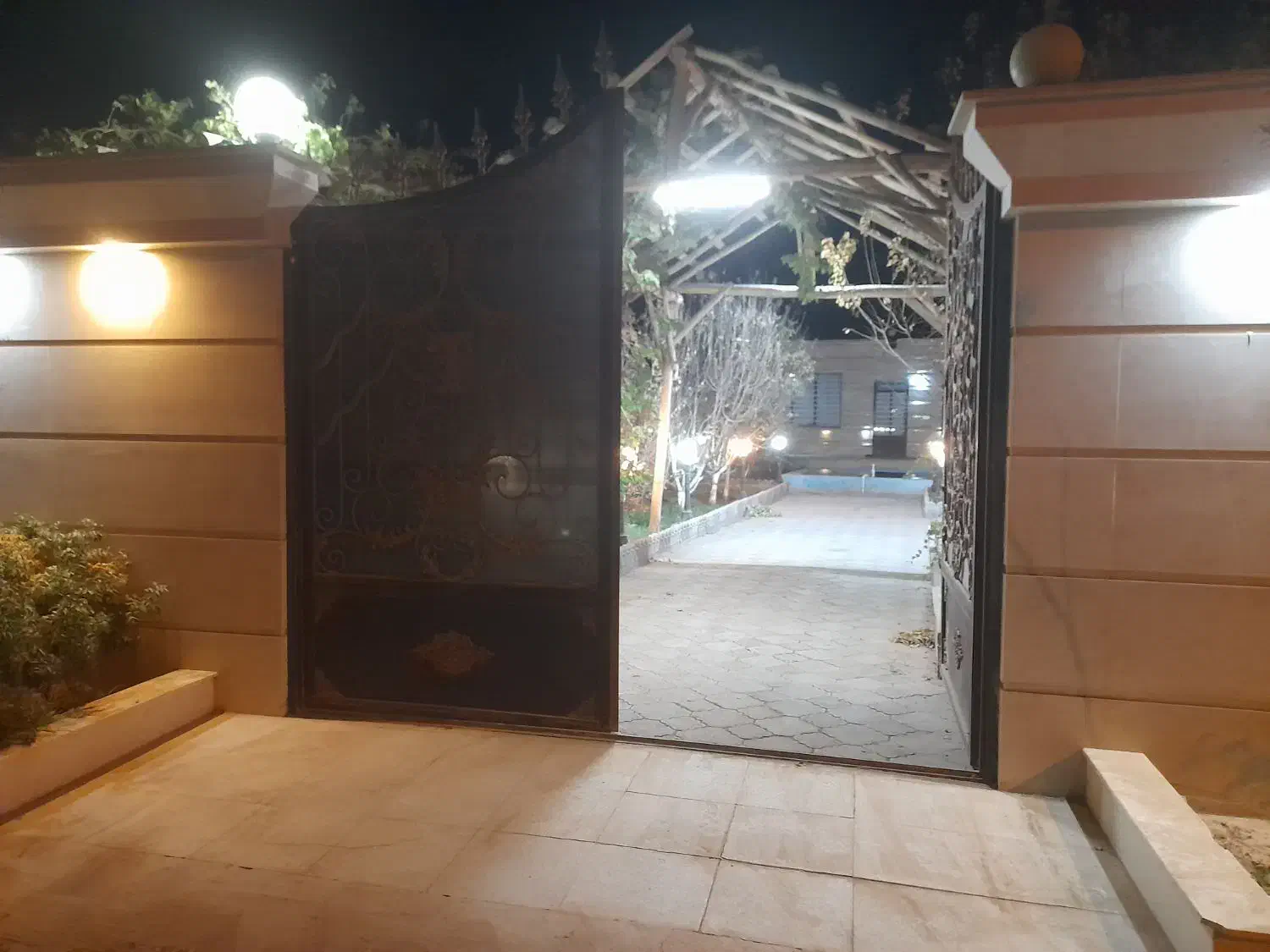 خانه باغ فروشی|فروش خانه و ویلا|کاشان, دانشگاه شهید رجایی|دیوار