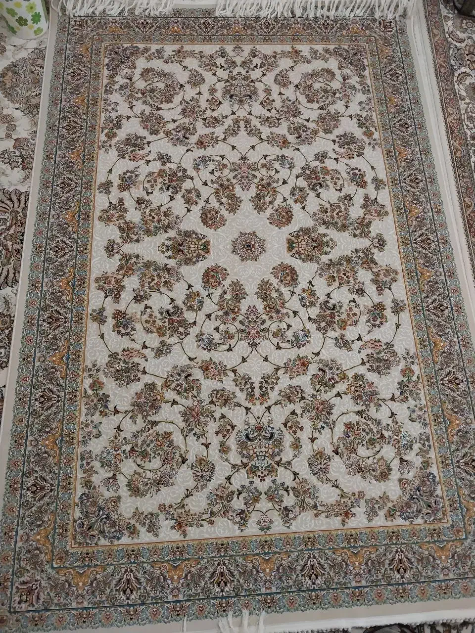 فرش کرم|فرش|تربتحیدریه, پائین ولایت|دیوار