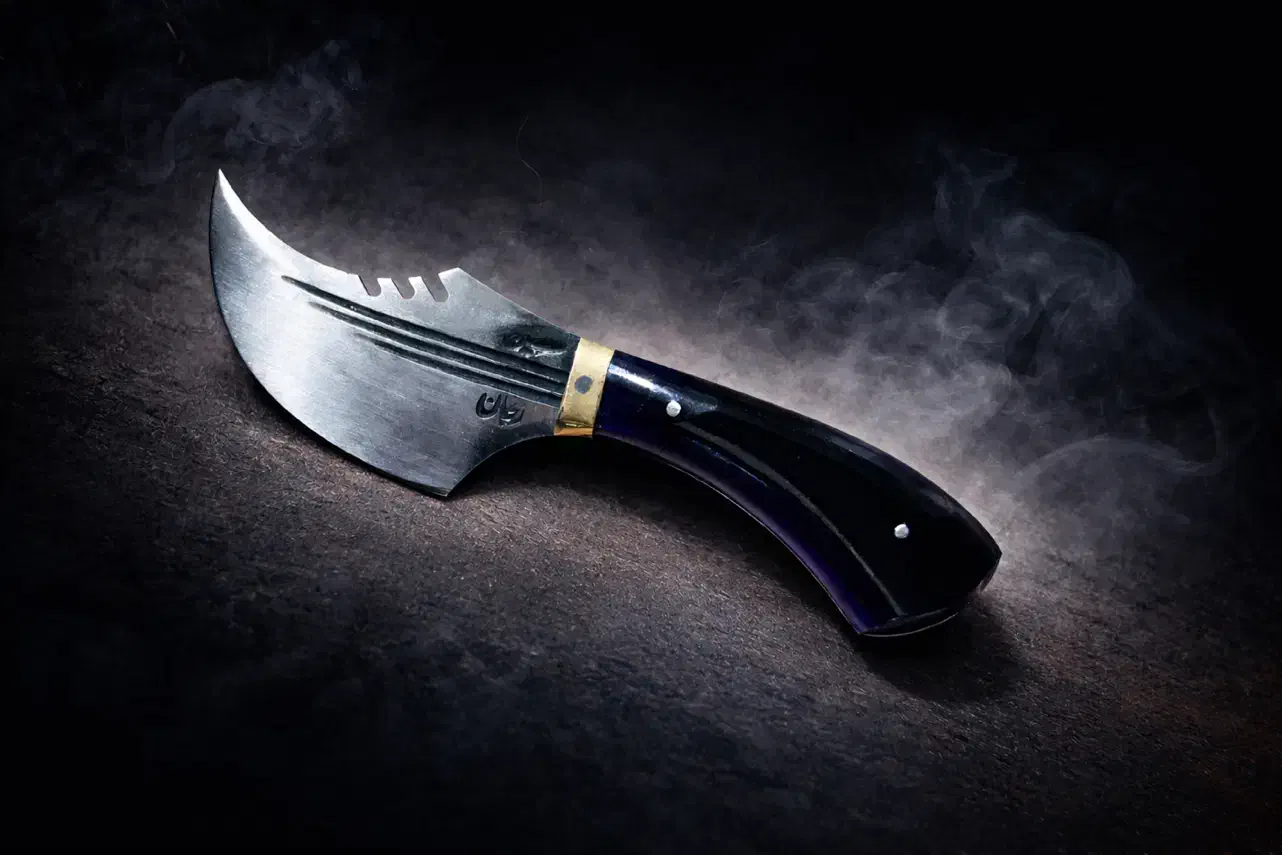 چاقو|کلکسیون اشیاء عتیقه|شهرکرد, |دیوار