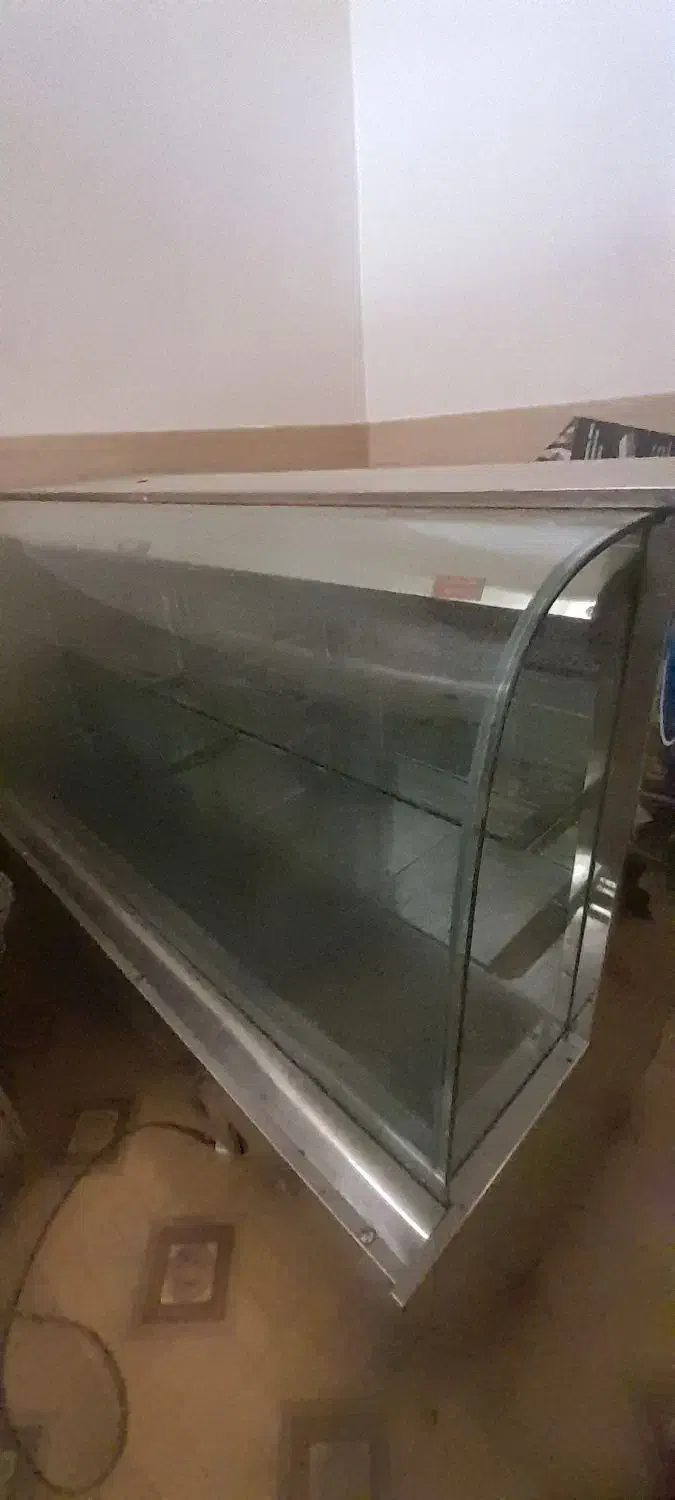 یخچال ویترینی شیشه خم دار|فروشگاه و مغازه|سلطانیه, |دیوار