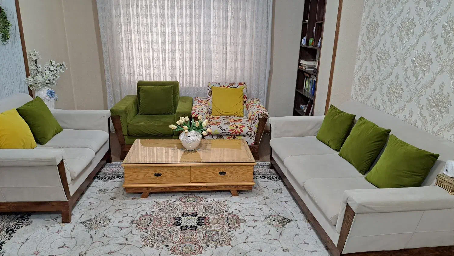 فروش مبلمان،بوفه و میز تلویزیون دسته دوم|مبلمان خانگی و میز عسلی|گرگان, |دیوار