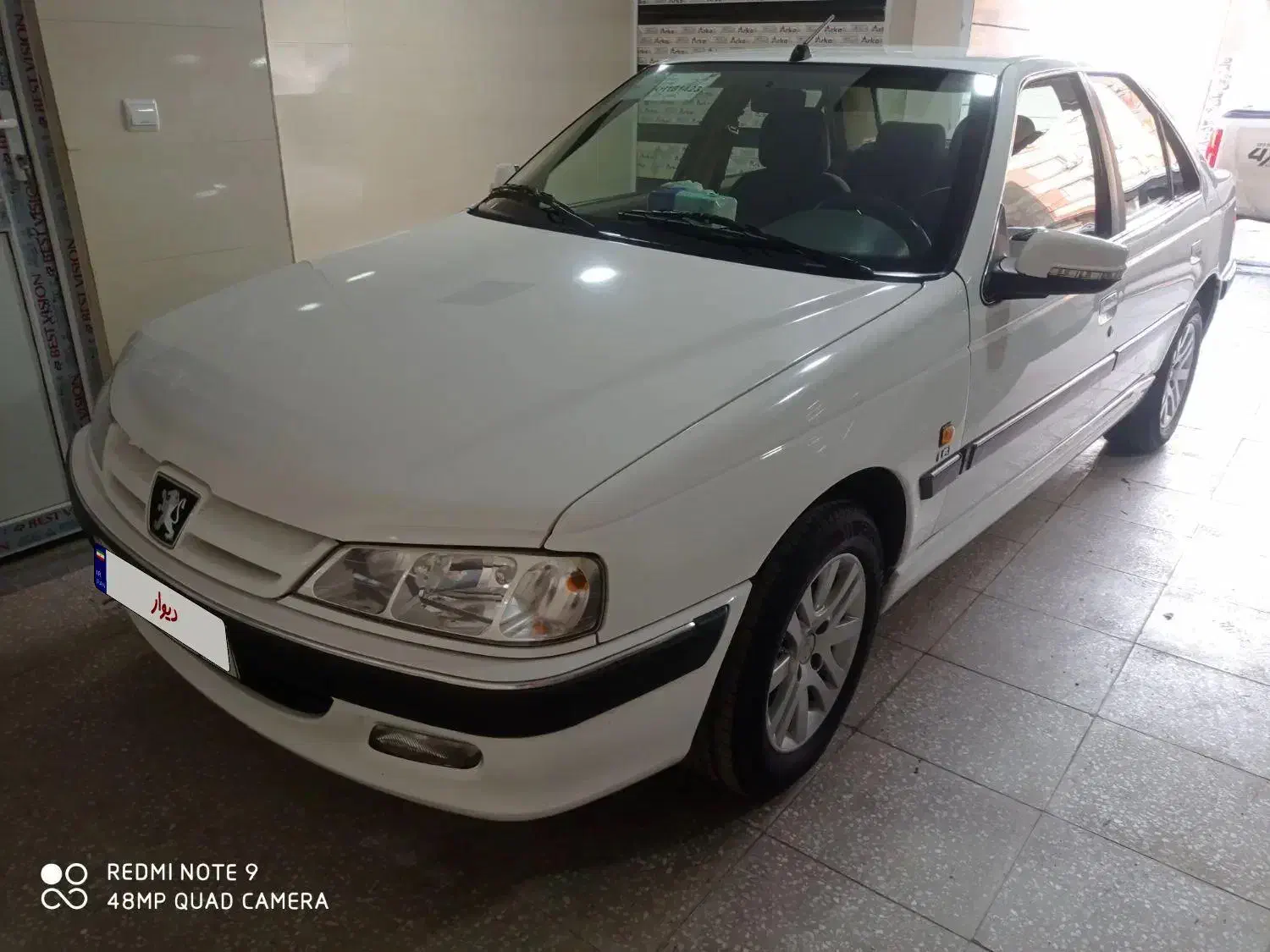 پژو پارس سفید اتومات مدل ۹۸|خودرو سواری و وانت|ارومیه, |دیوار