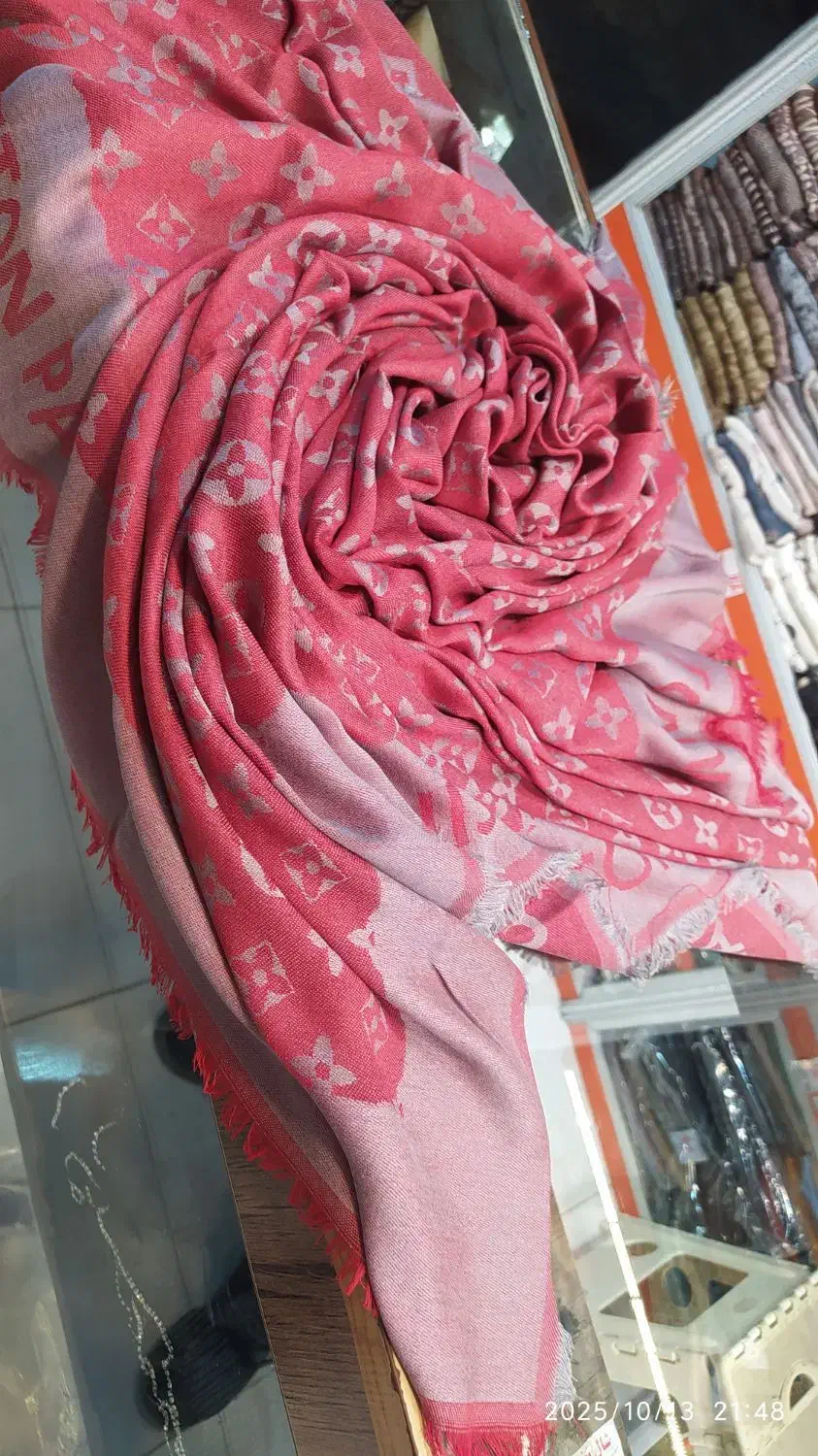 روسری پاییزه ۱۲۵۰۰۰ تومان|لباس|جهرم, |دیوار