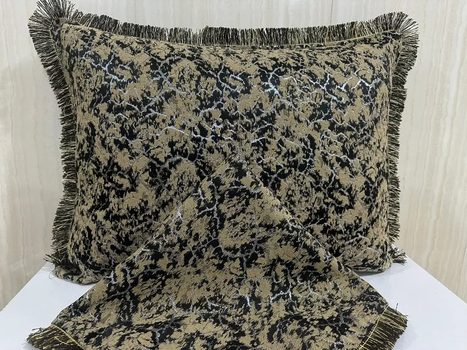 جلد پشتی|پشتی|بندرعباس, |دیوار