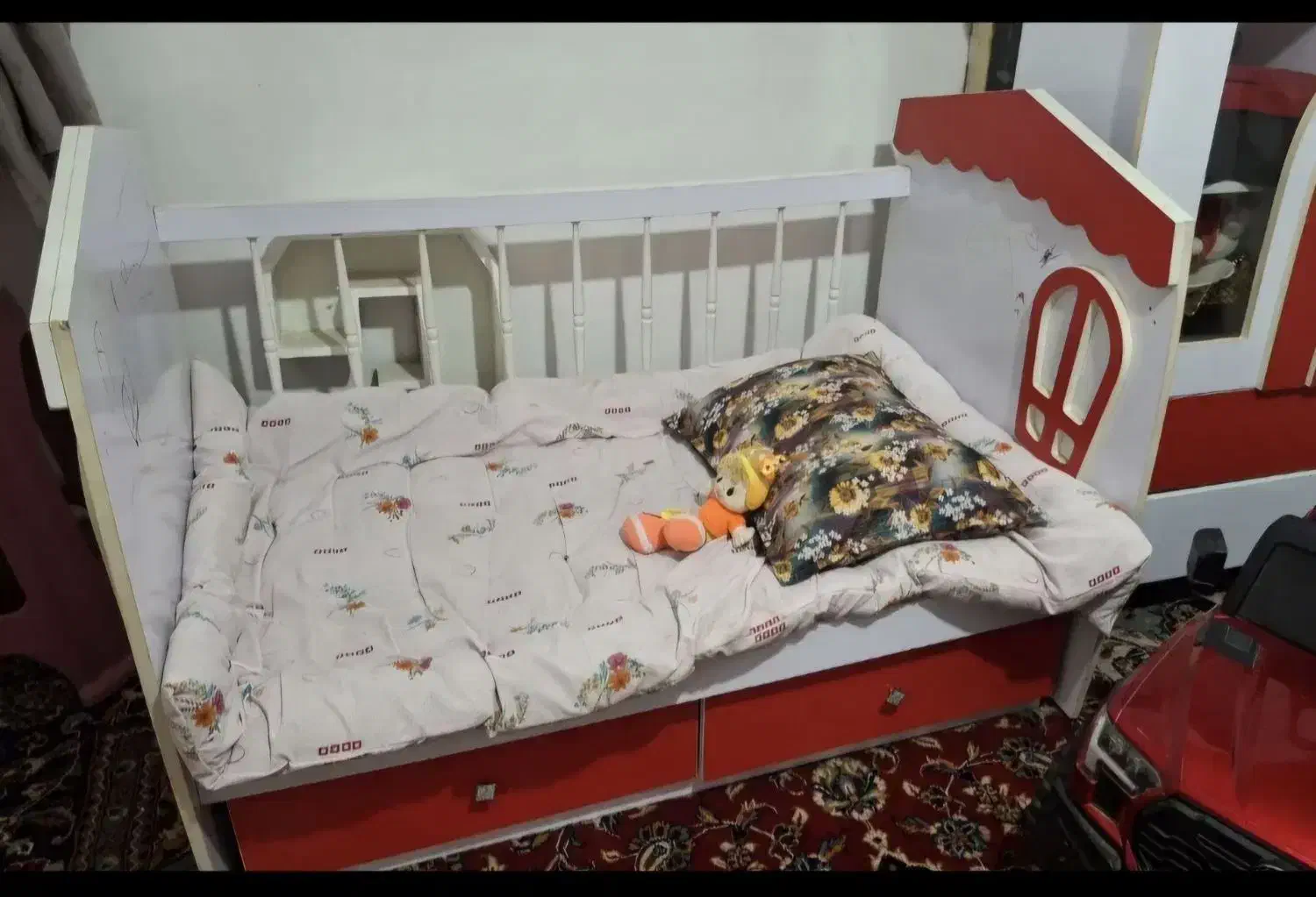 فروش تخت خواب  کودک|تخت و سرویس خواب|گنبد کاووس, |دیوار