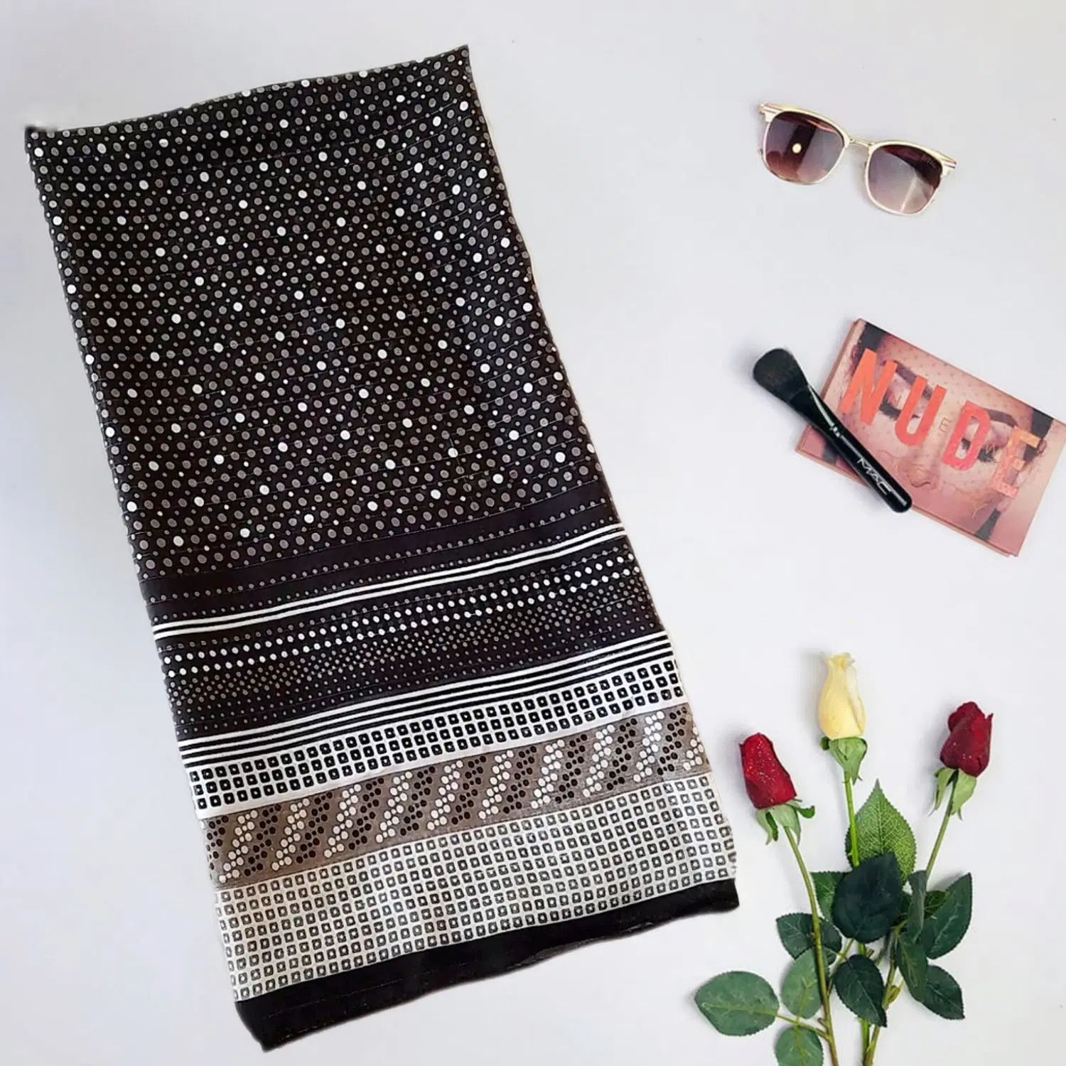 روسری|لباس|گناباد, |دیوار