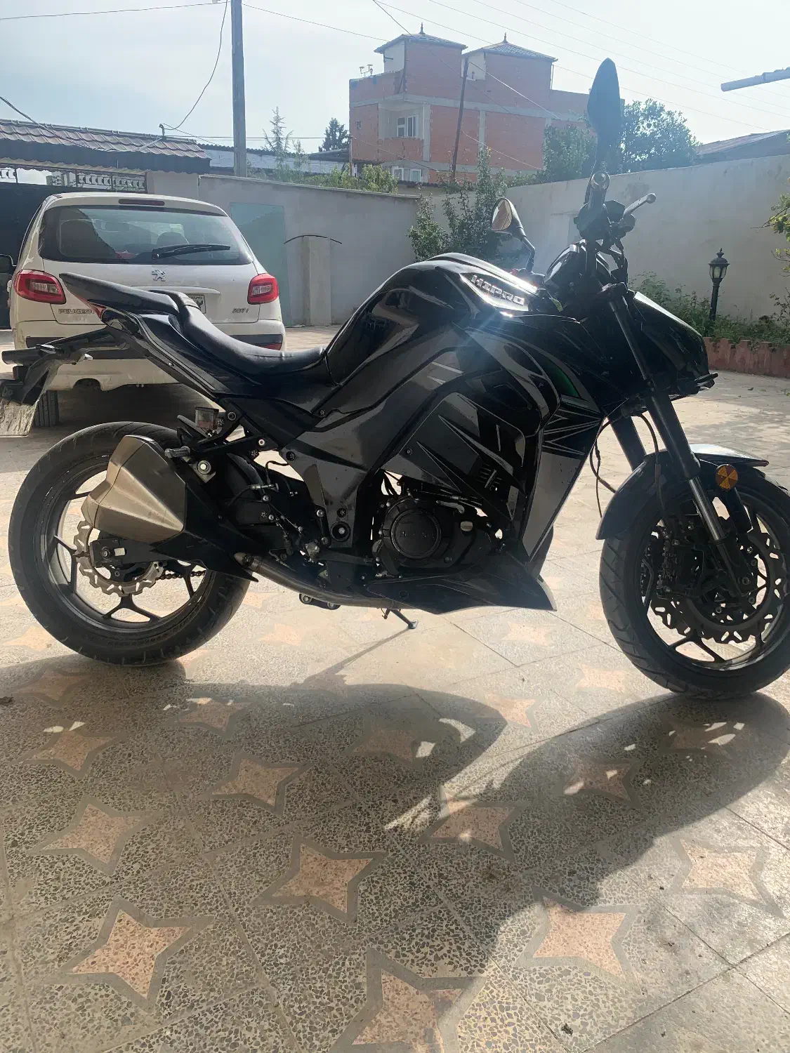 موتور|موتورسیکلت|ساری, |دیوار