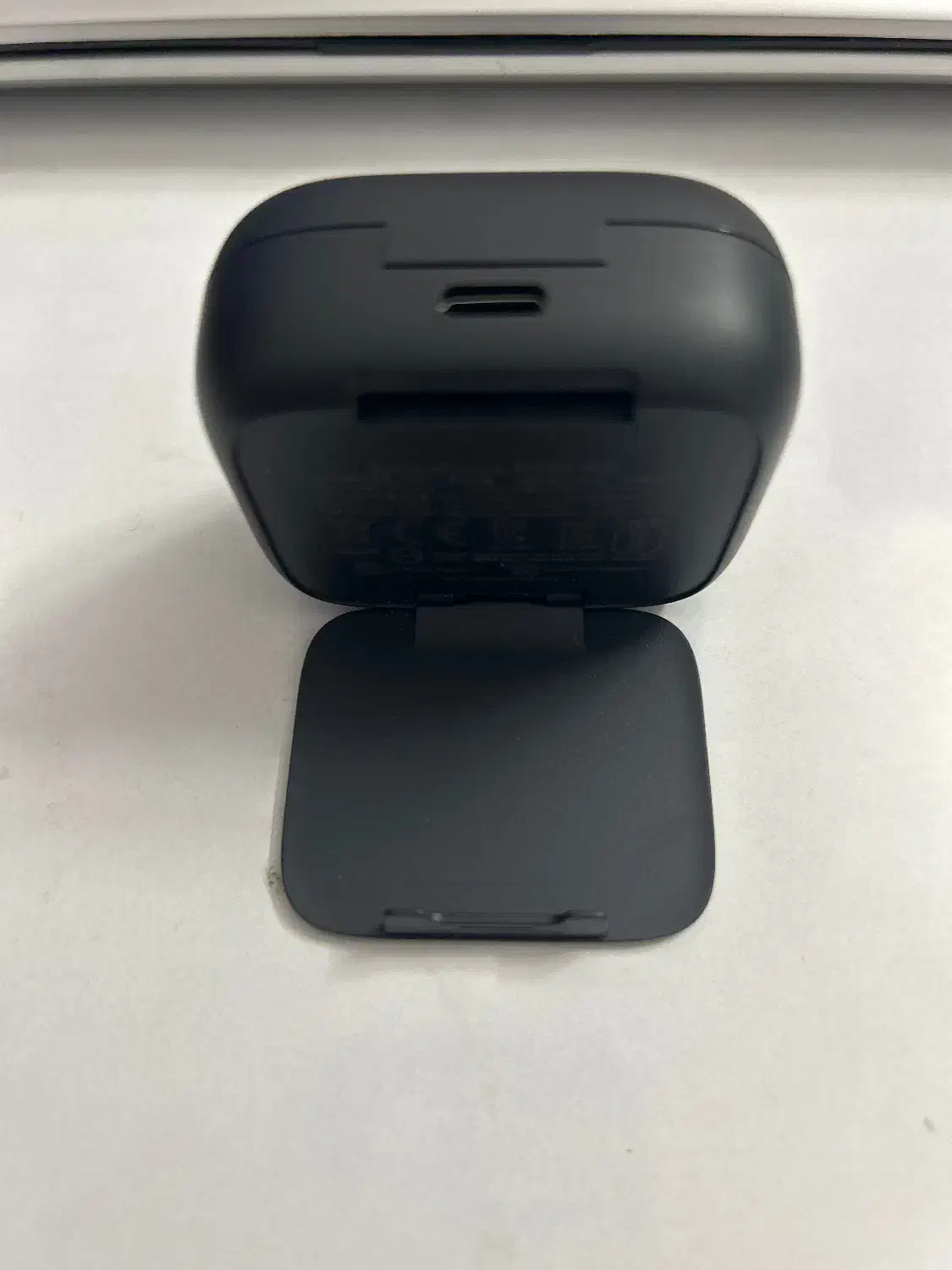 یک عدد ایرپاد انکر مدل r50i nc و یک ایرپاد طرح اپل|لوازم جانبی موبایل و تبلت|آمل, |دیوار