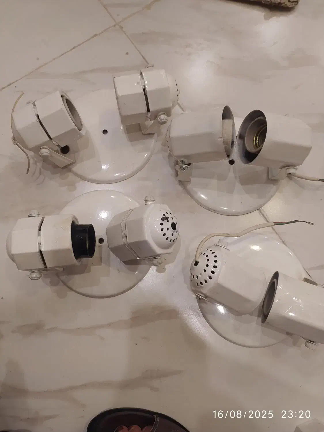 لوستر سقفی دوشاخه و یک شاخه|لوستر و چراغ آویز|تبریز, |دیوار