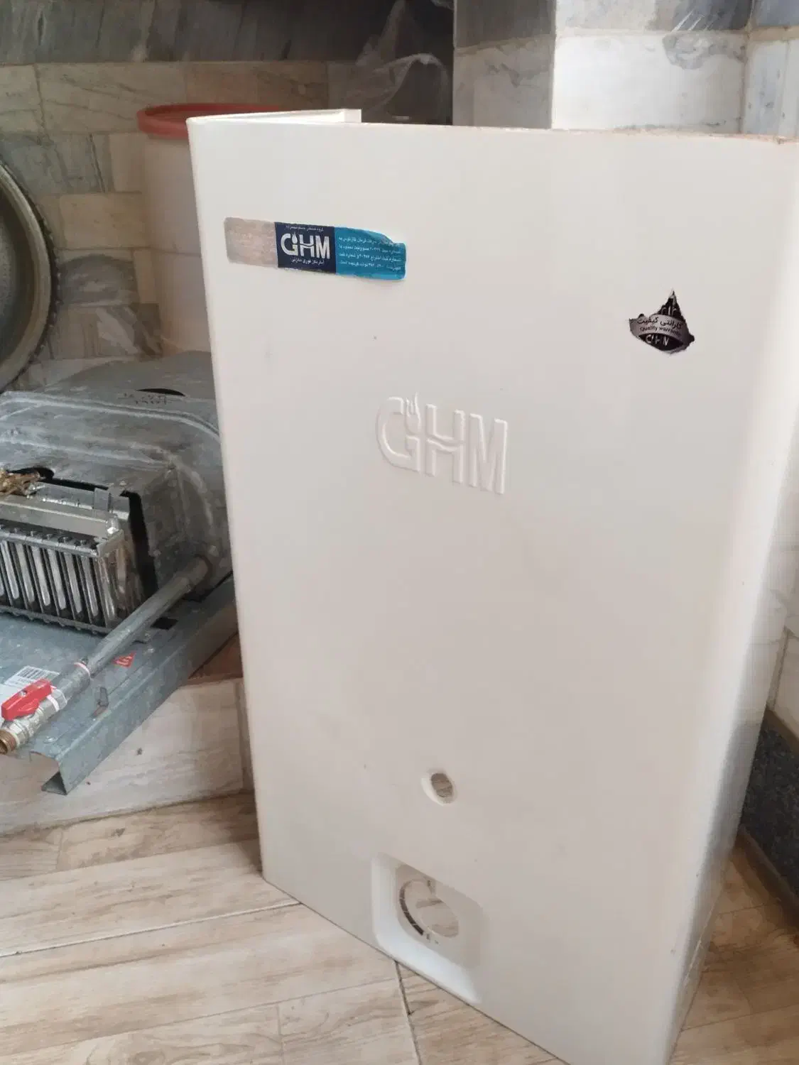 آبگرم کن دیواری|آبگرمکن، پکیج، شوفاژ|نکا, |دیوار