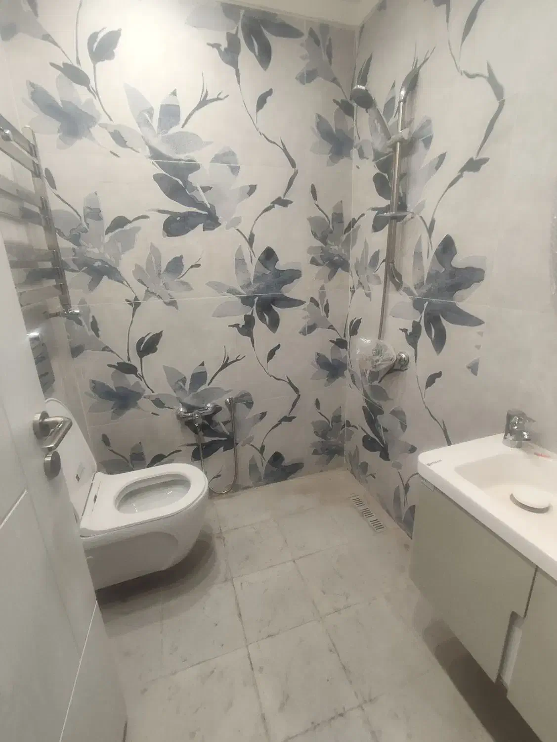 غرب باقری115متر 2خوابه نوساز لاکچری قابل تبدیل