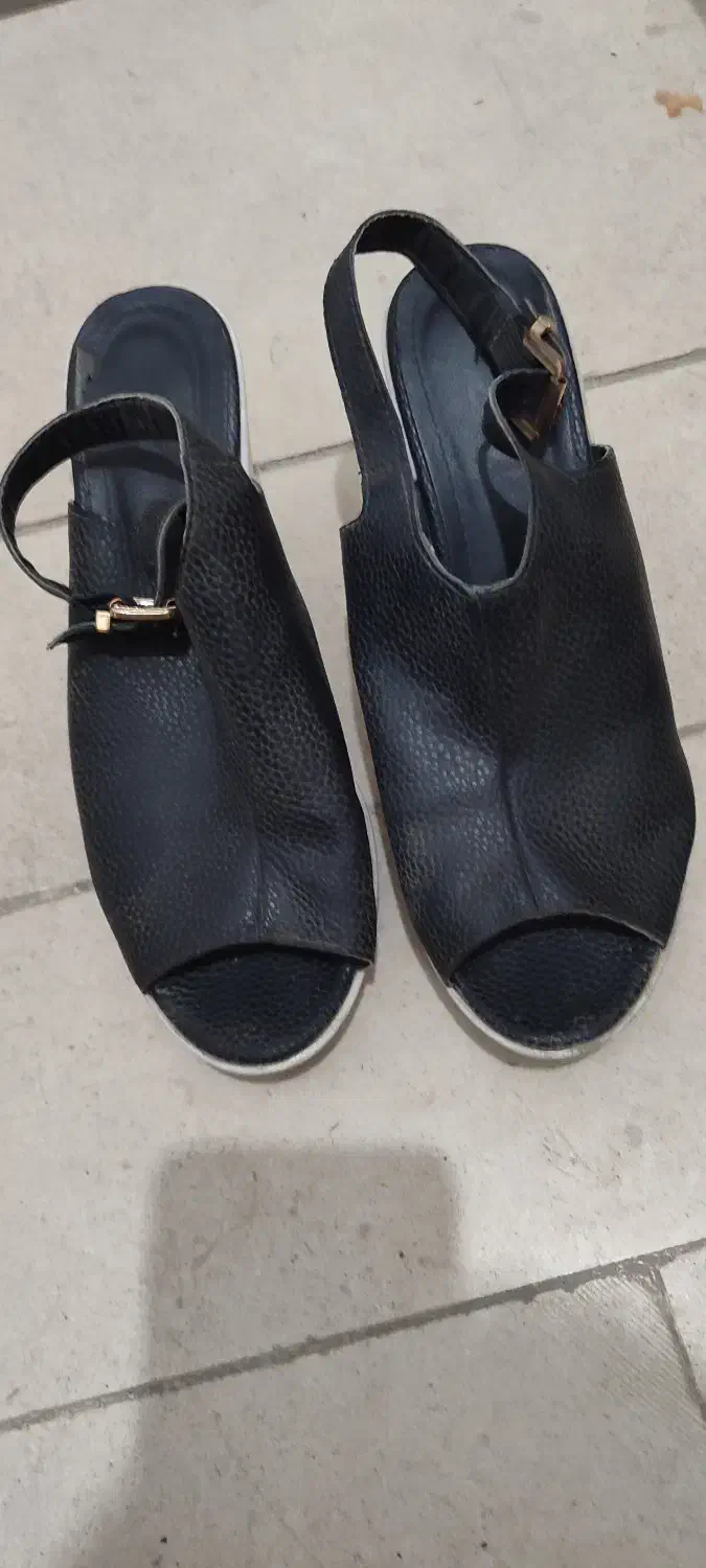 کفش اسپرت و صندل|کیف، کفش، کمربند|اصفهان, محله اسلامی|دیوار