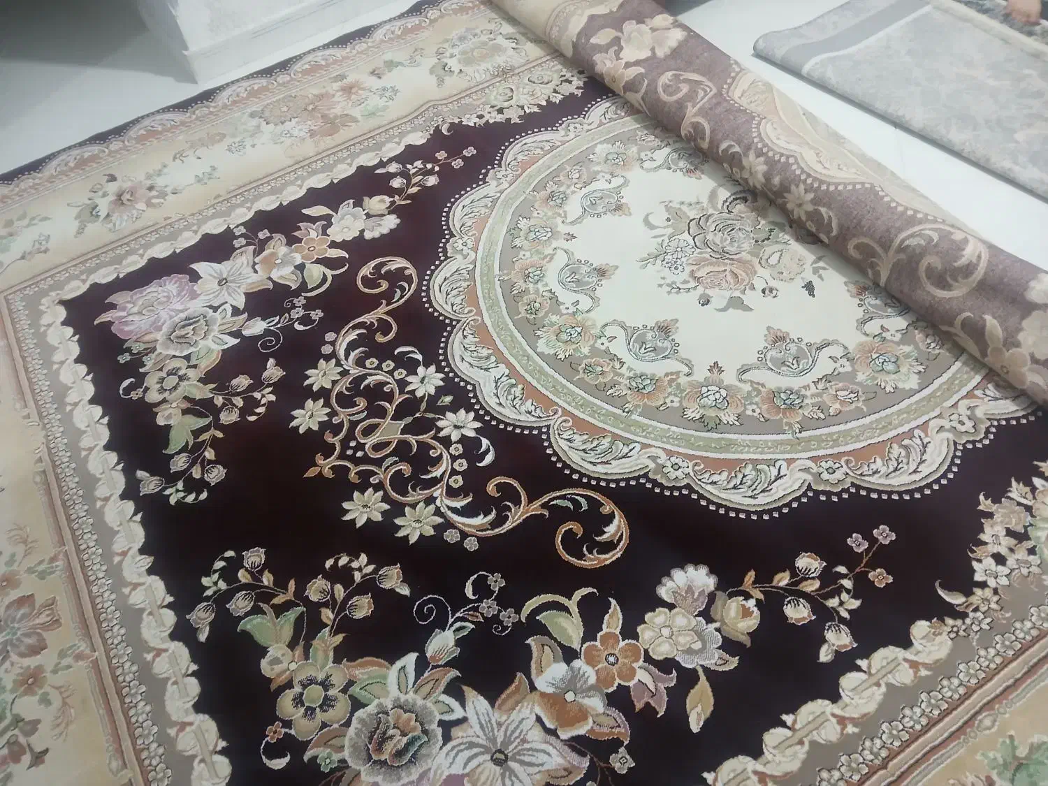 فرش ۱۲ متری|فرش|سمنان, |دیوار