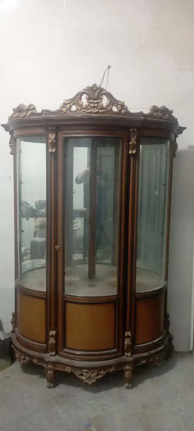 گنجه قدیمی|کلکسیون اشیاء عتیقه|نیشابور, ده حلاج|دیوار