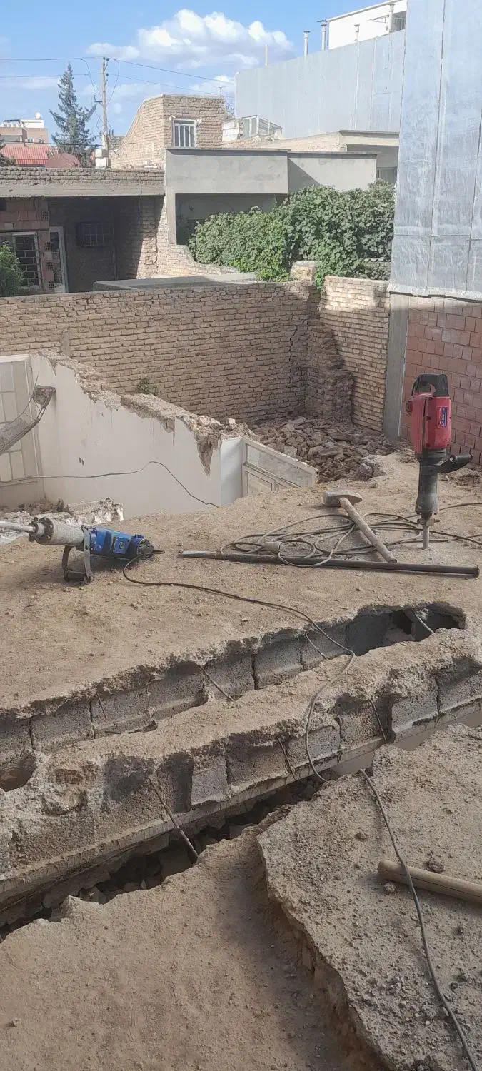 تخریب فنی ساختمانی .تجهیزات روز(دیوارباربر. گچ.غ|خدمات پیشه و مهارت|گنبد کاووس, |دیوار