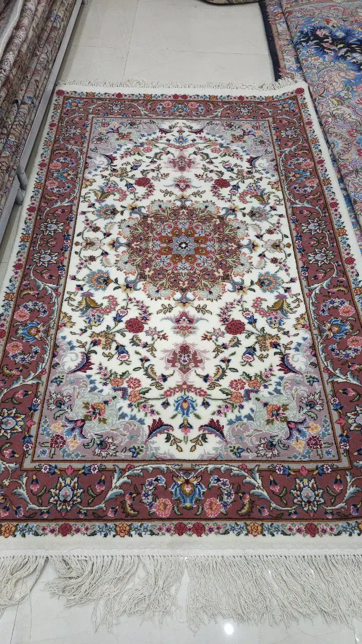 انواع قالیچه دستباف(طرح علیا زیرخاکی گلفرنگ منظره)|فرش|مشهد, آیت الله خامنهای|دیوار