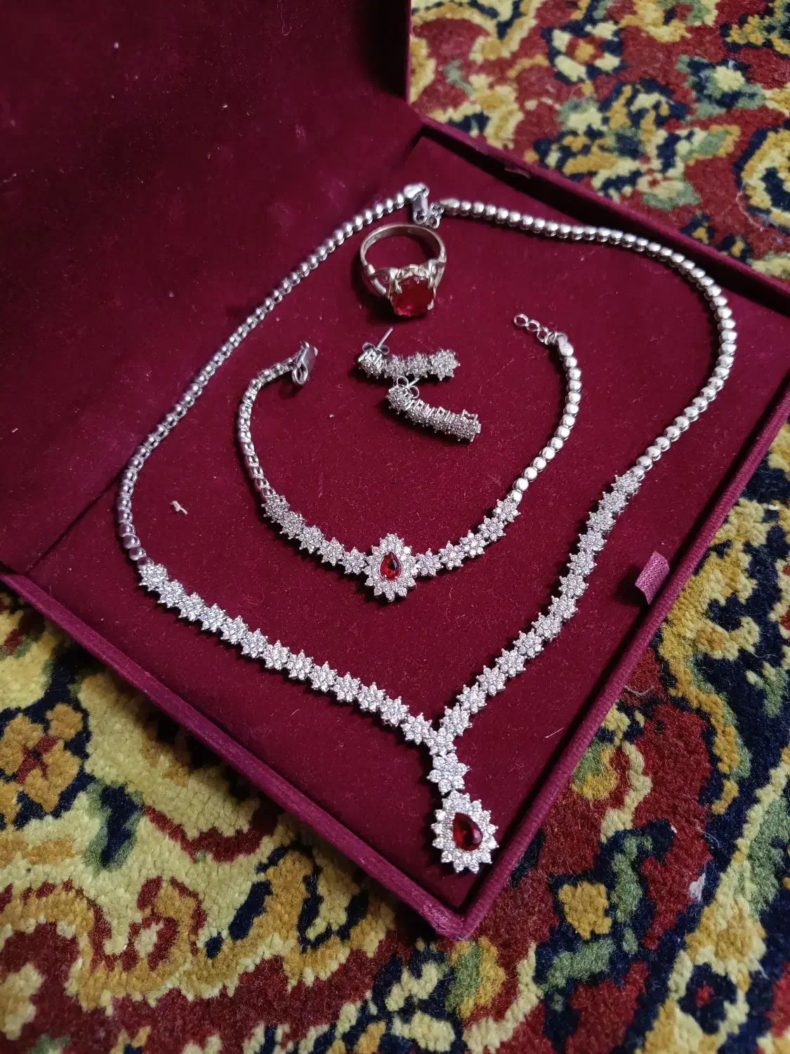 سرویس نقره با انگشتر نقره نگین قرمز|جواهرات|تهران, تهران‌ویلا|دیوار