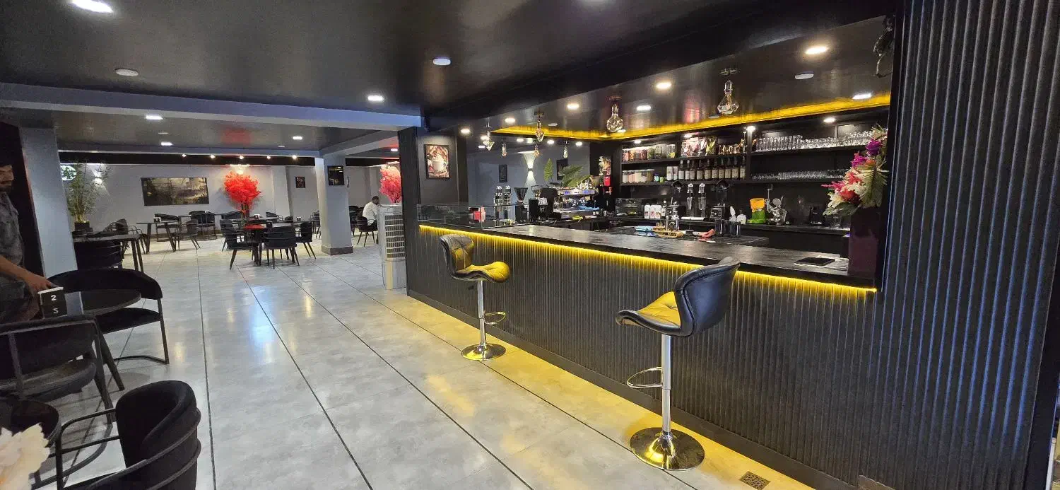 استخدام در کافه رستوران|استخدام خدمات فروشگاه و رستوران|رودهن, |دیوار