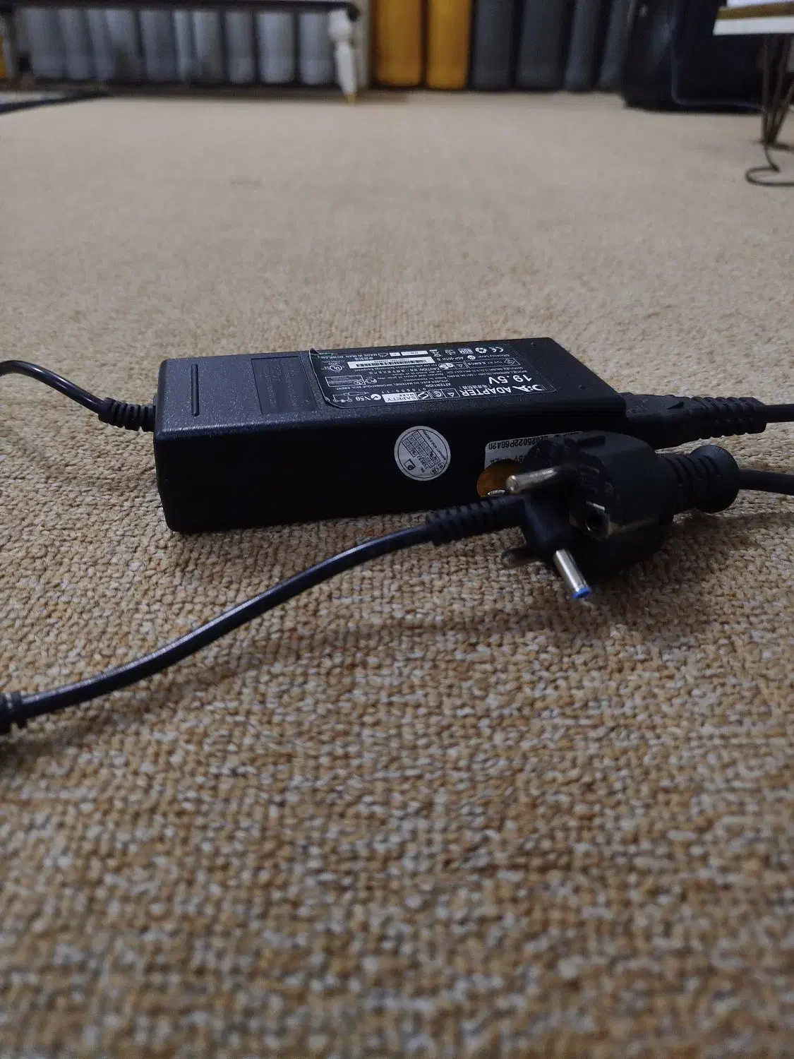 لپ تاپ اچ پی|رایانه همراه|دوگنبدان, |دیوار