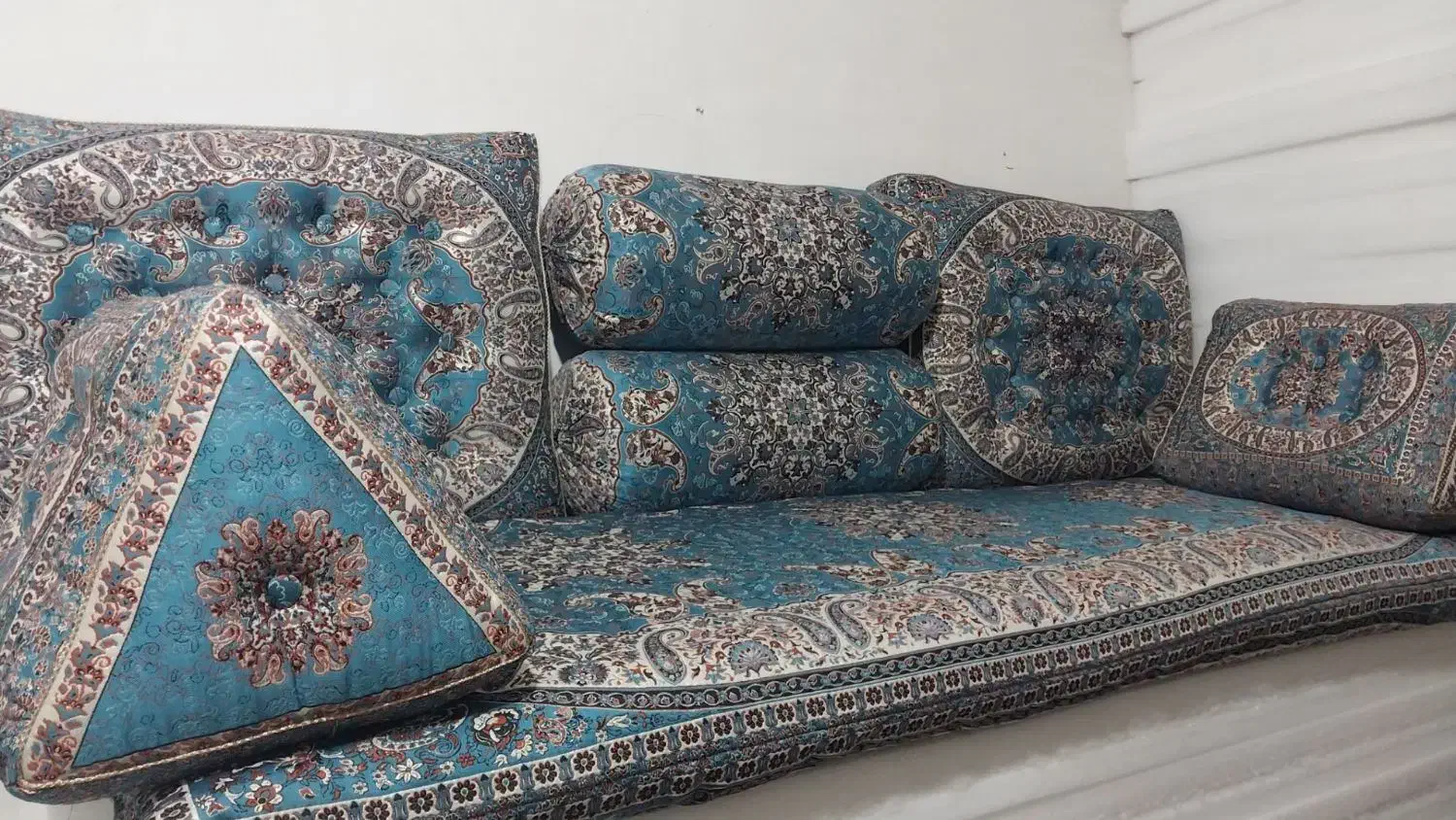 ست های شاه نشین با کیفیت بی نظیر|رختخواب، بالش، پتو|گرگان, |دیوار