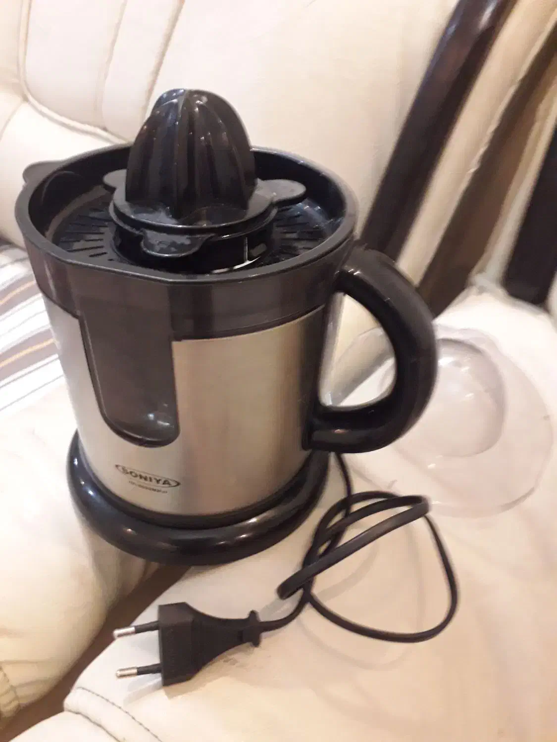 آب مرکبات گیر برقی SONIYA|آبمیوهگیر و آبمرکباتگیر|رشت, چمارسرا|دیوار