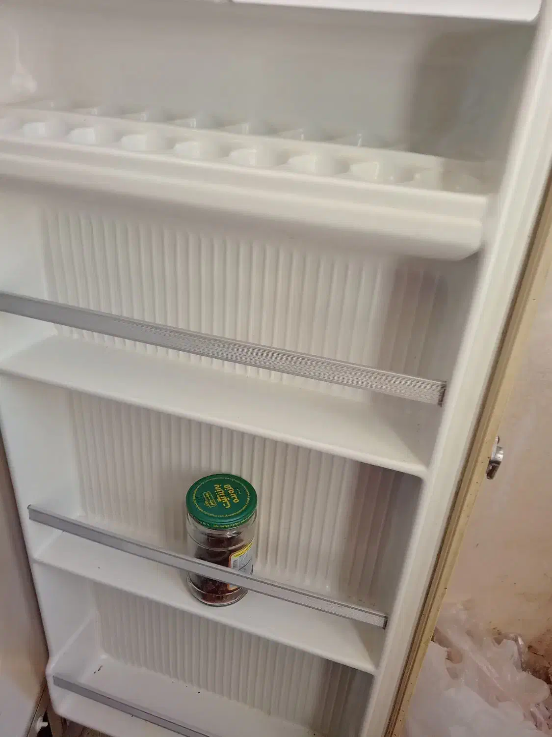 یخچال ارج قدیمی کاملا سالم|یخچال و فریزر|فولادشهر, مسکن مهر فولادشهر|دیوار