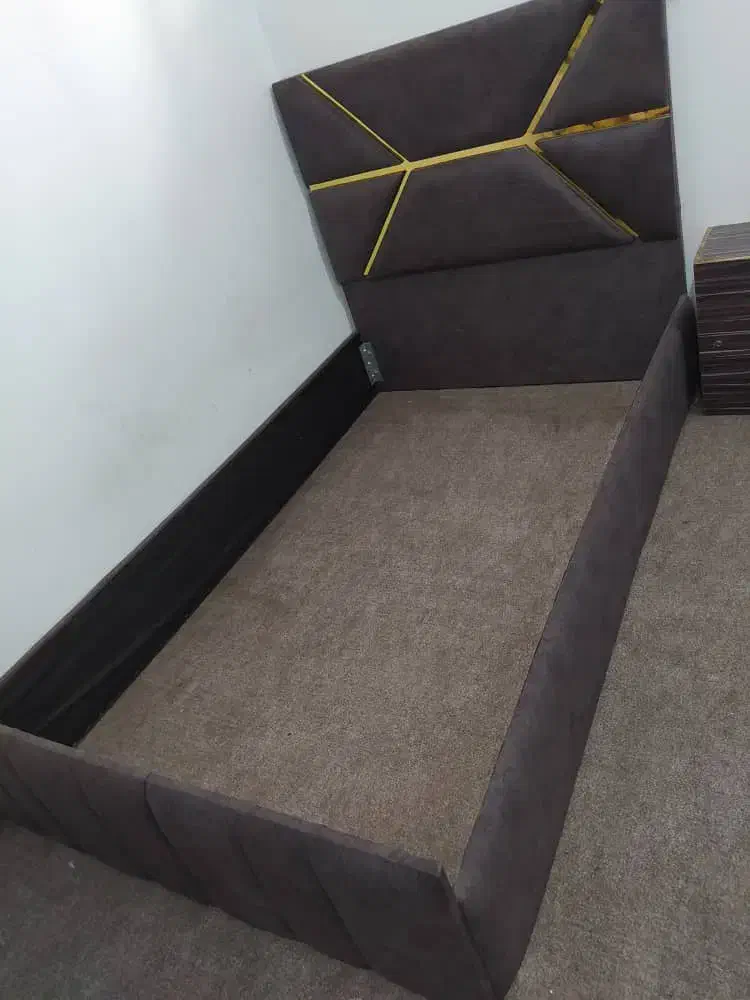 تخت خواب 120|تخت و سرویس خواب|کارون, |دیوار