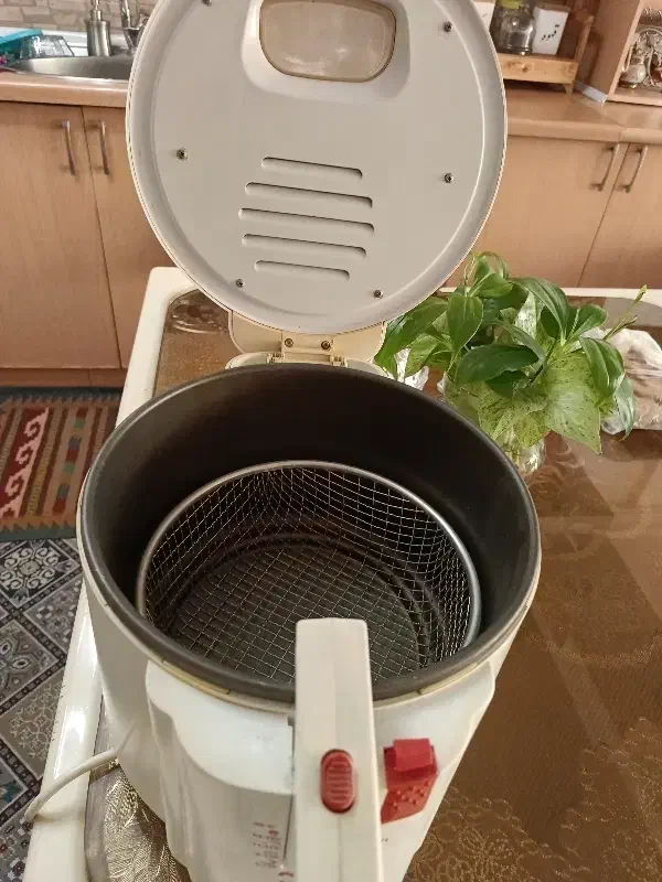 سرخ کن|سایر لوازم برقی|مشهد, چهارچشمه|دیوار