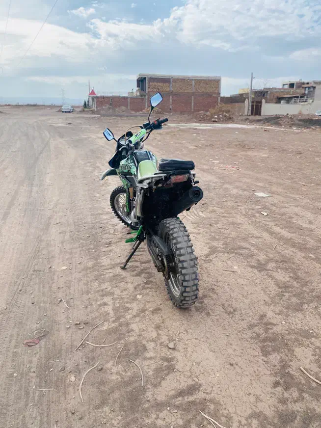 موتور تریل ۲۰۰ سی سی|موتورسیکلت|رفسنجان, |دیوار