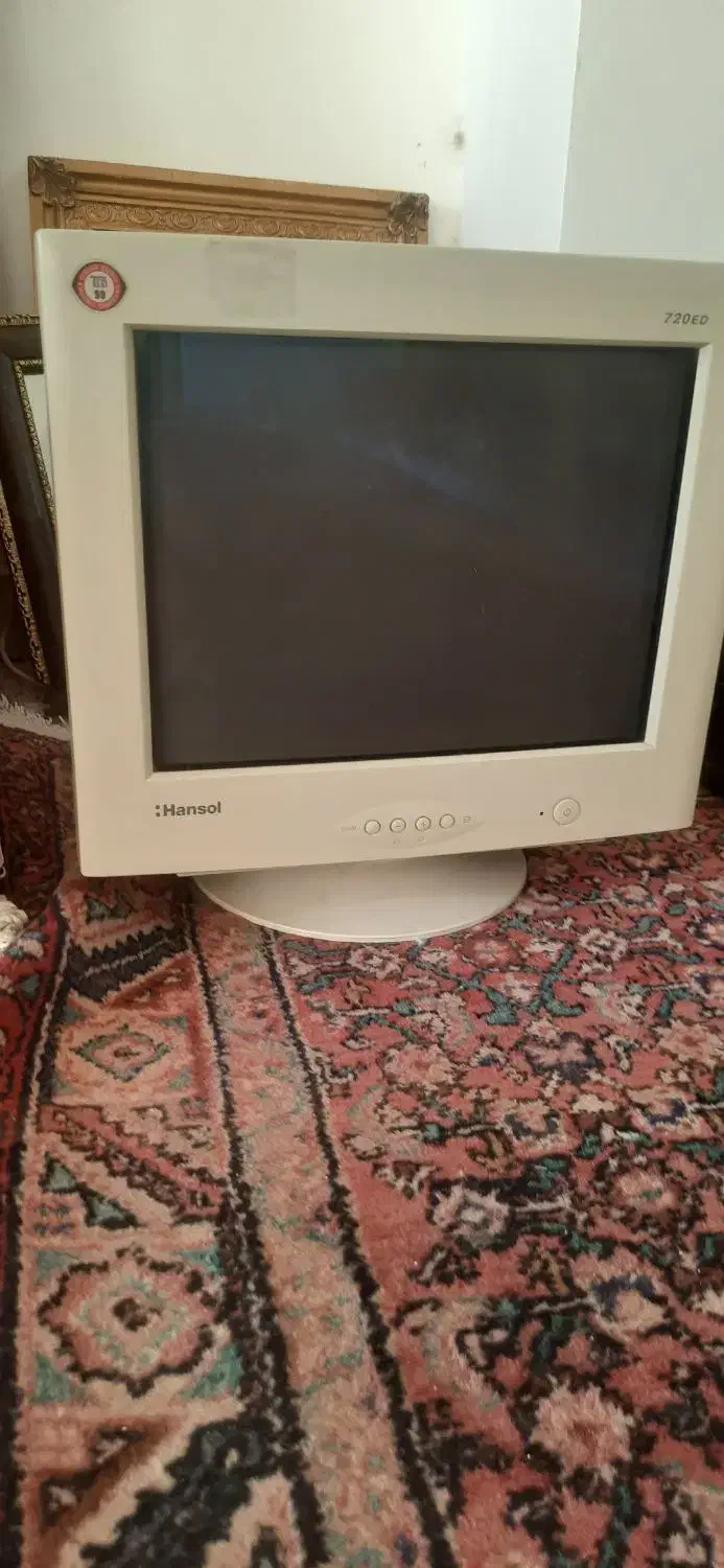 دو عدد مانیتور سالم|قطعات و لوازم جانبی رایانه|ملایر, |دیوار