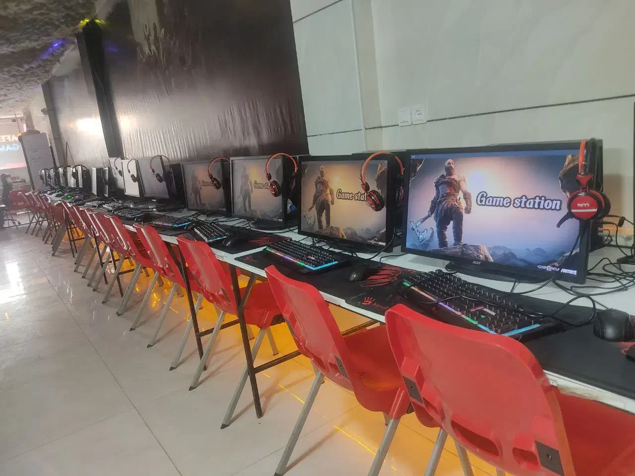 فروش کامل تمام تجهیزات گیم نت|کنسول، بازی ویدئویی و آنلاین|شهرضا, |دیوار