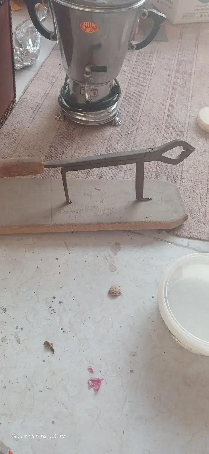 قندشکن قدیمی|کلکسیون اشیاء عتیقه|مشهد, کوی دروی|دیوار