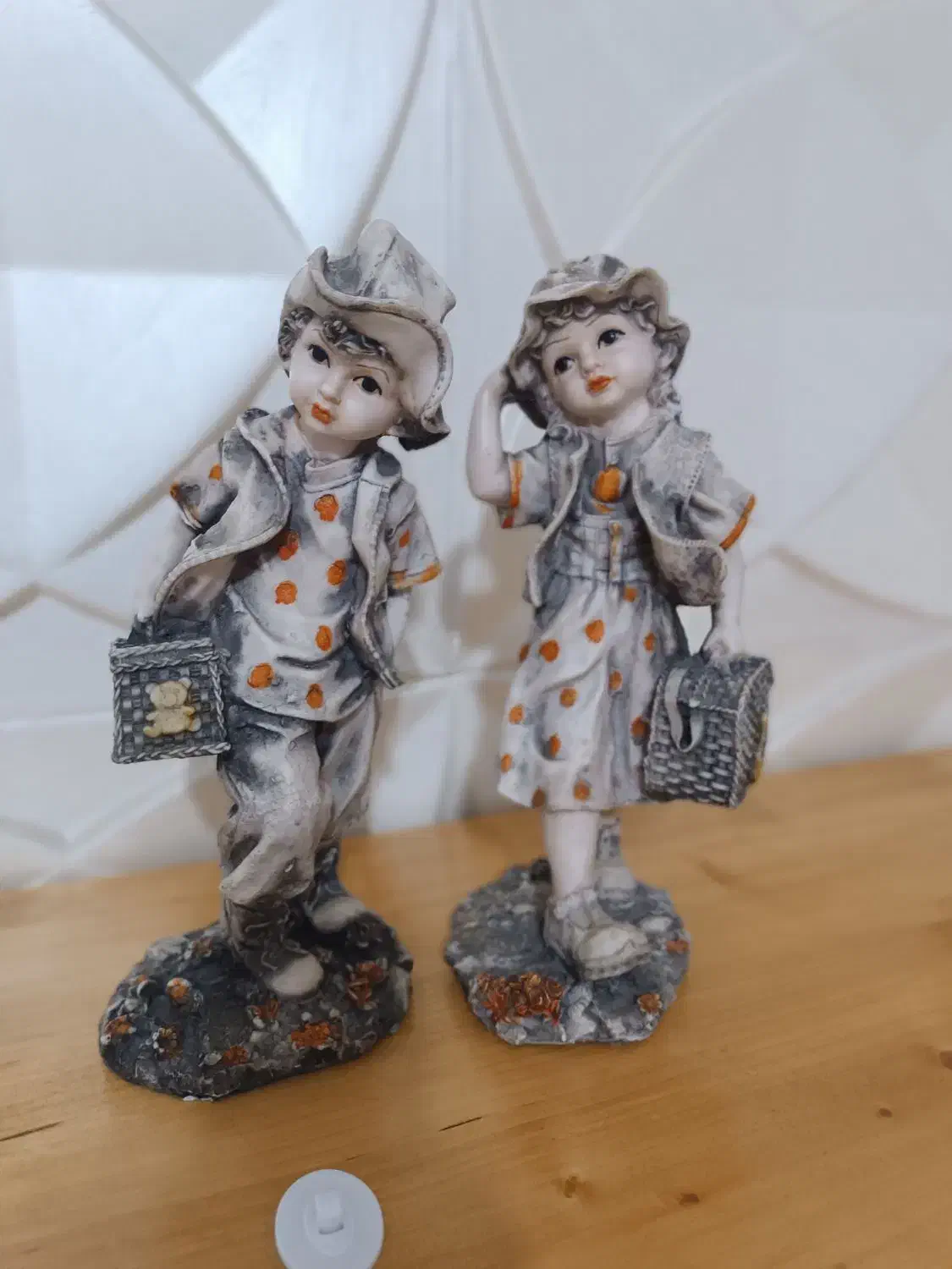 مجسمه|مجسمه، تندیس، ماکت|آمل, |دیوار