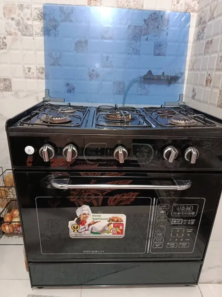 اجاق گاز در حد نو ۵ شعله|اجاق گاز و لوازم برقی پختوپز|باغستان, |دیوار