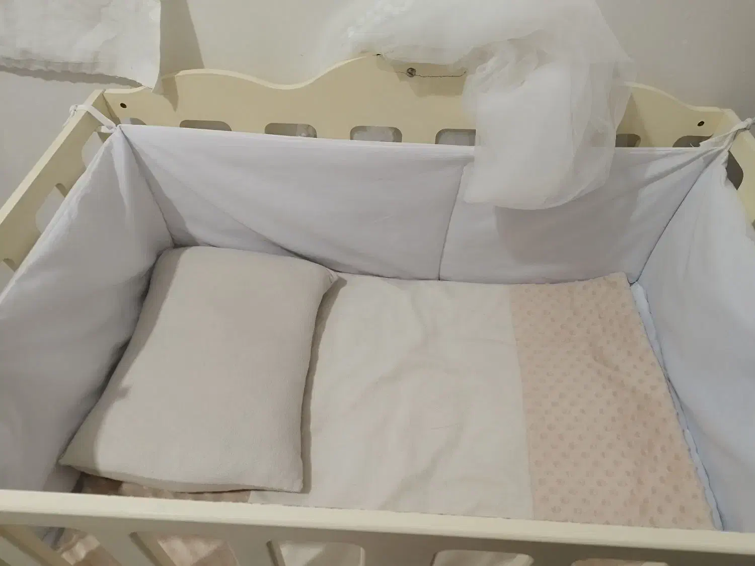 گهواره|تخت و صندلی بچه|اردبیل, |دیوار