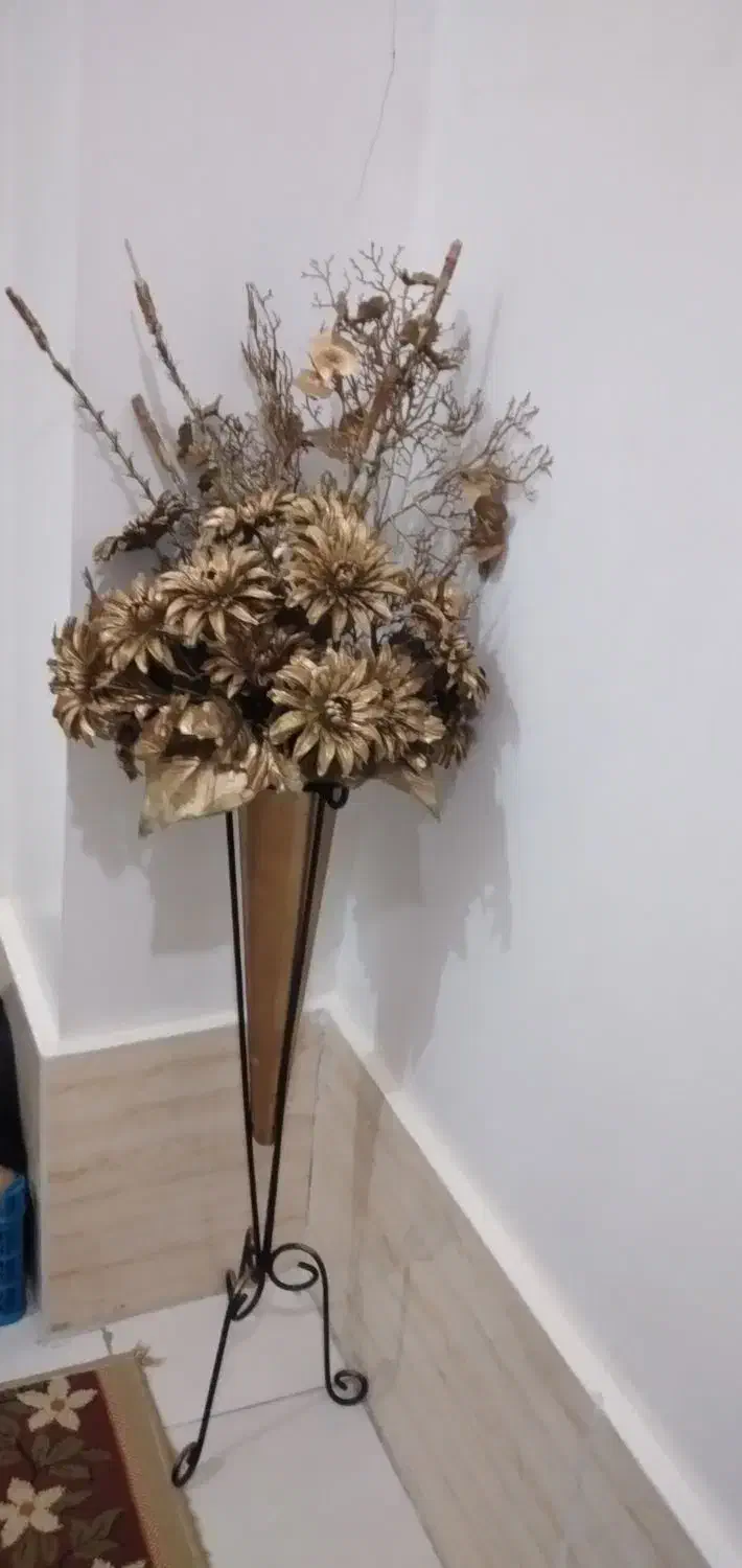 گل با گلدان|گل مصنوعی|اردبیل, |دیوار