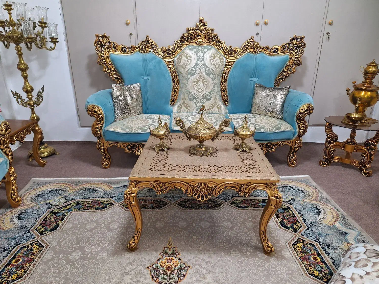 مبل سلطنتی ۹ نفره|مبلمان خانگی و میز عسلی|نسیم‌شهر, |دیوار