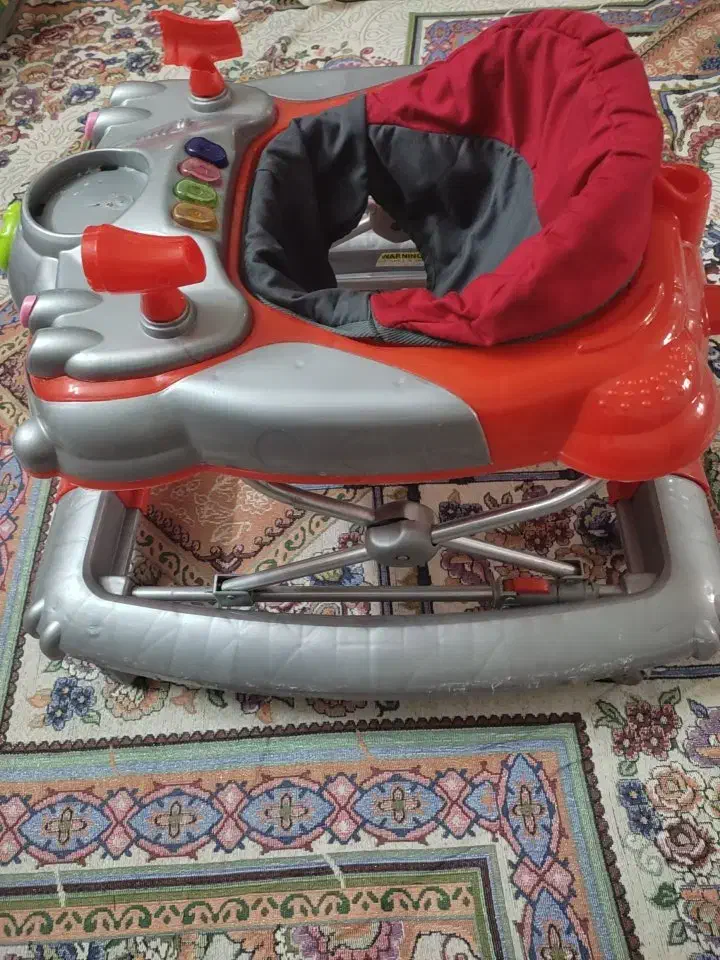 روروئک کودک وکریر|کالسکه و لوازم جانبی|قم, انسجام|دیوار