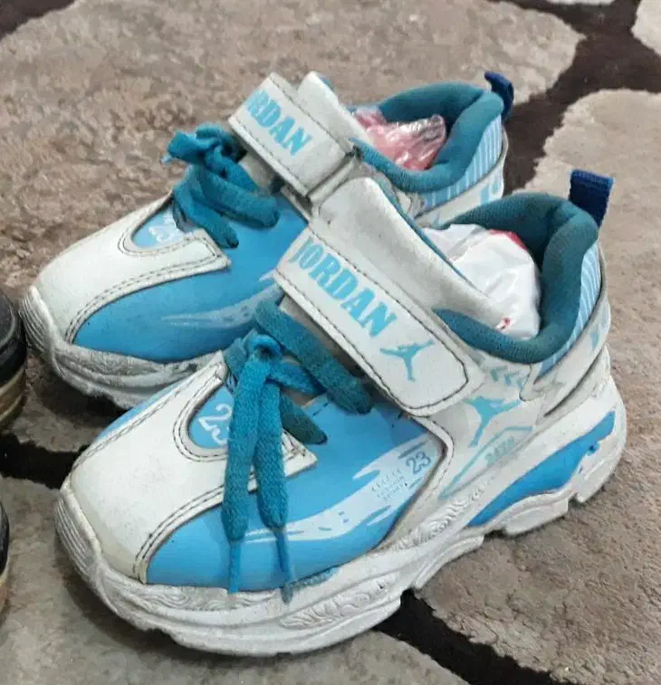 کفش کودک|کفش و لباس بچه|قم, علی آباد|دیوار