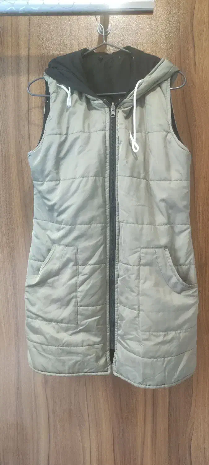 فروش تعدادی لباس پالتو مانتو سالم بعلت مهاجرت|لباس|تهران, باشگاه نفت|دیوار