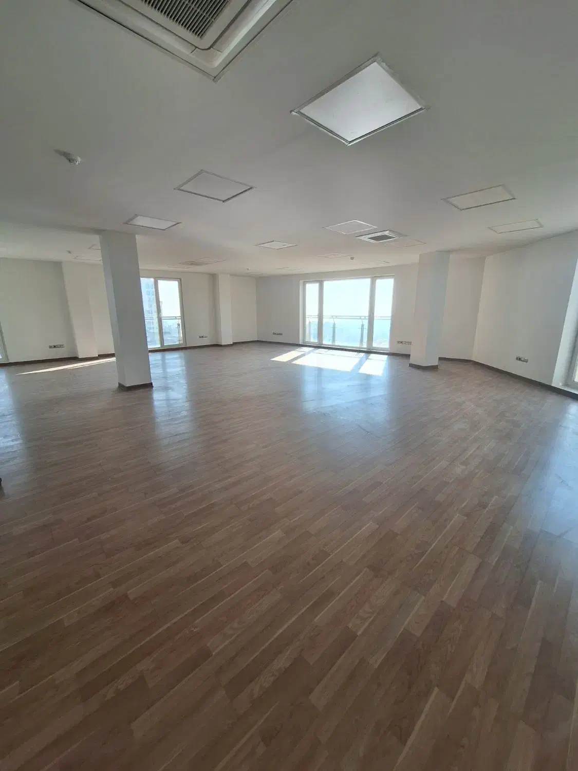 اجاره اداری ۱۸۰ متر نیاوران|اجارهٔ دفتر کار، اتاق اداری، مطب|تهران, نیاوران|دیوار