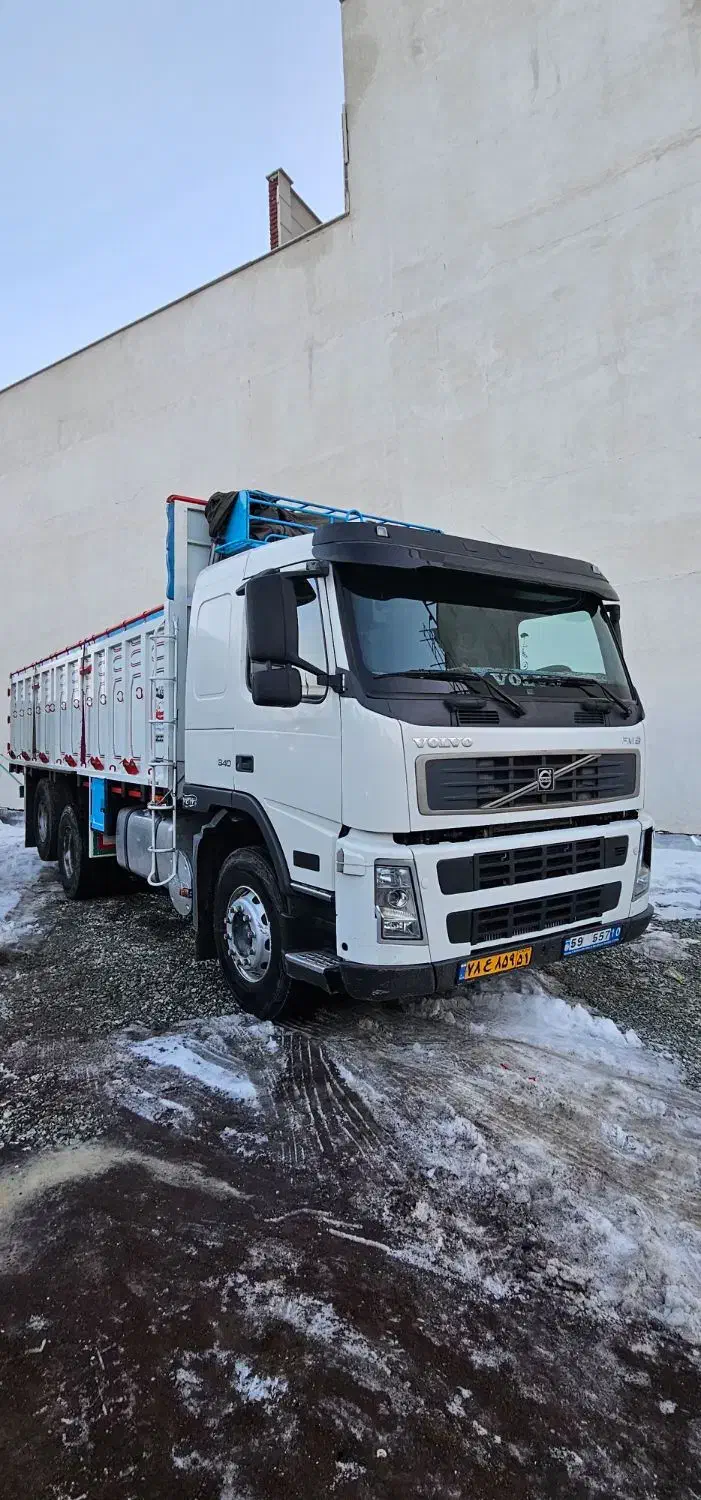 اف ام ۸۳ دهچرخ بدون رنگ|خودرو سنگین|دیواندره, |دیوار