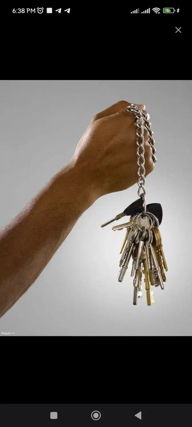 دسته کلید گم شده|اشیا|گلبهار, شهر جدید گلبهار|دیوار