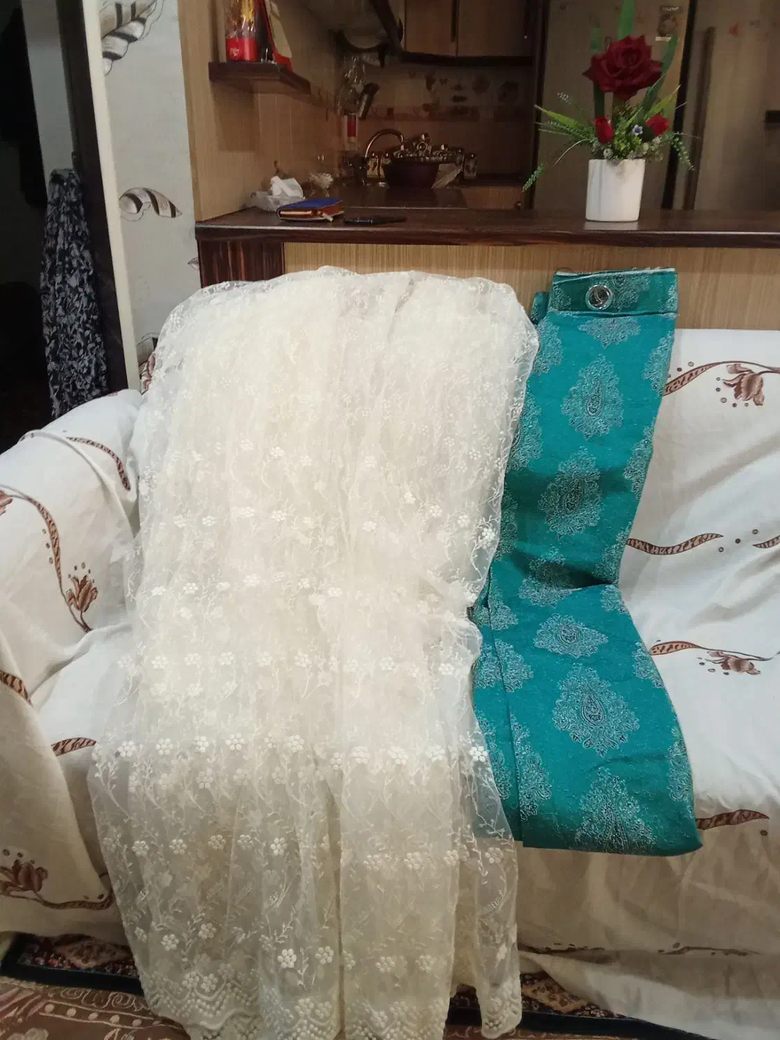 پرده پنجره پذیرایی ودوعد والان خامه دوری شده پانچ|پرده، رانر، رومیزی|کرج, گلشهر|دیوار