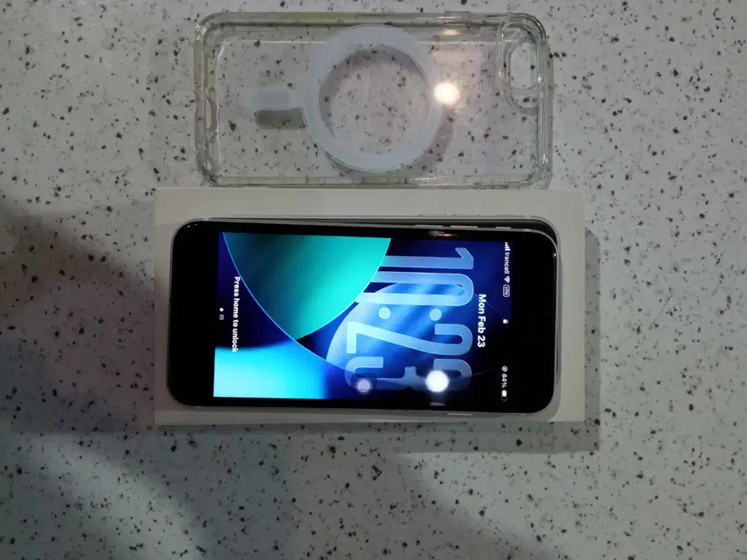 در حد نو SE 2020|موبایل|رشت, پاستوریزه|دیوار