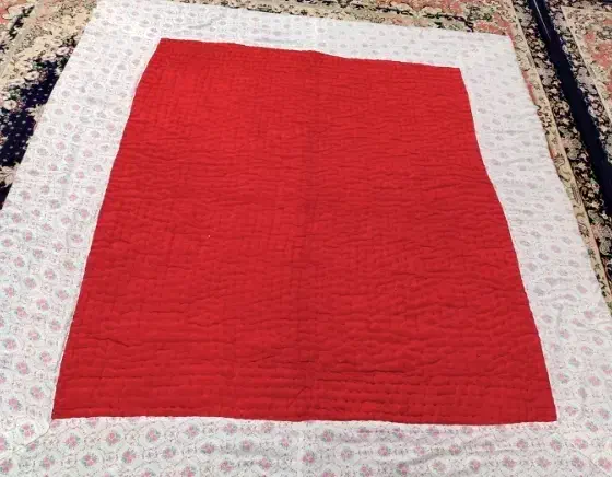 لحاف کرسی در حد و تمیز،|رختخواب، بالش، پتو|قم, انسجام|دیوار